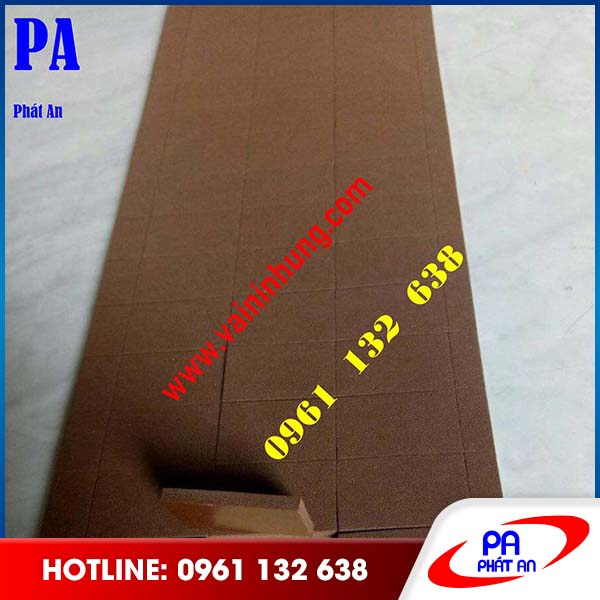 Mút xốp nâu vuông